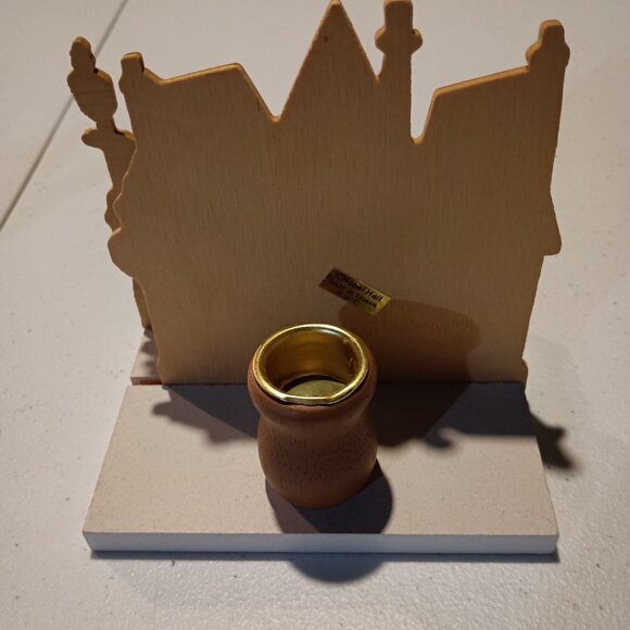 Vintage Noble Hall 3-D Christmas Candle with Slide Village and Carolers - Picture 3 of 7